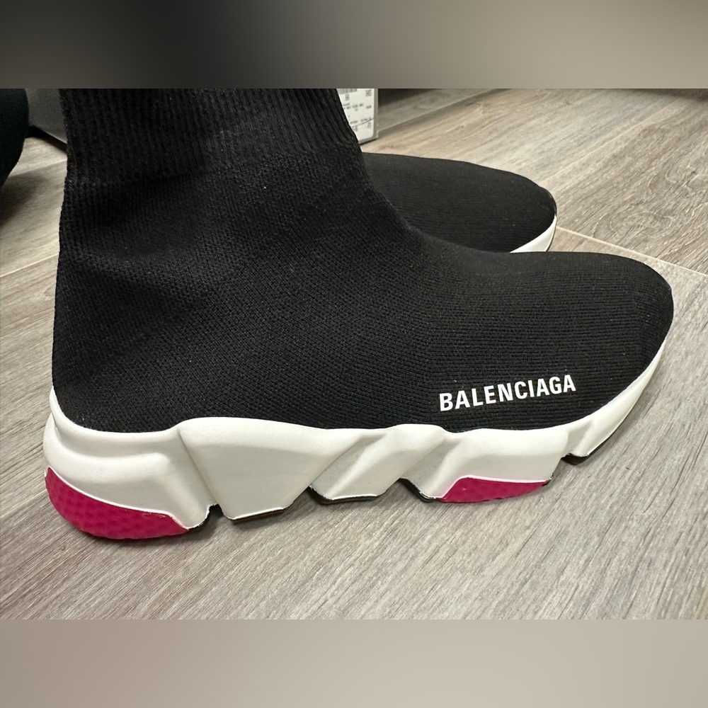 Balenciaga Women's Speed 2.0 Sneakers SOLD